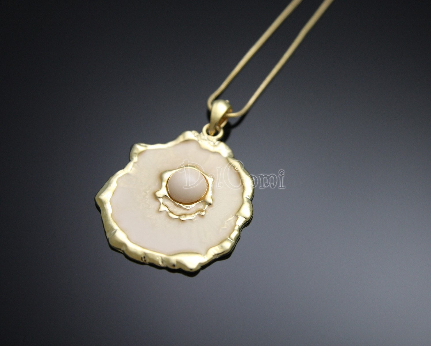 B15-Fried Eggs Shaped Pendant Necklace