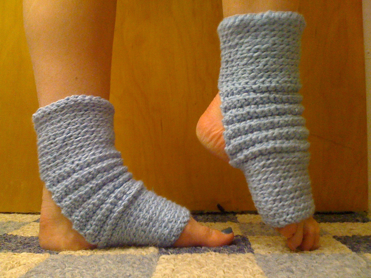 Yoga Socks in ORGANIC cotton light blue - for Yoga, Dance, Pilates, Pedicures