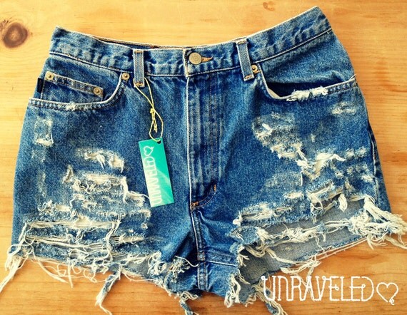 High Waist Destroyed Shorts (Size MEDIUM) - 1036