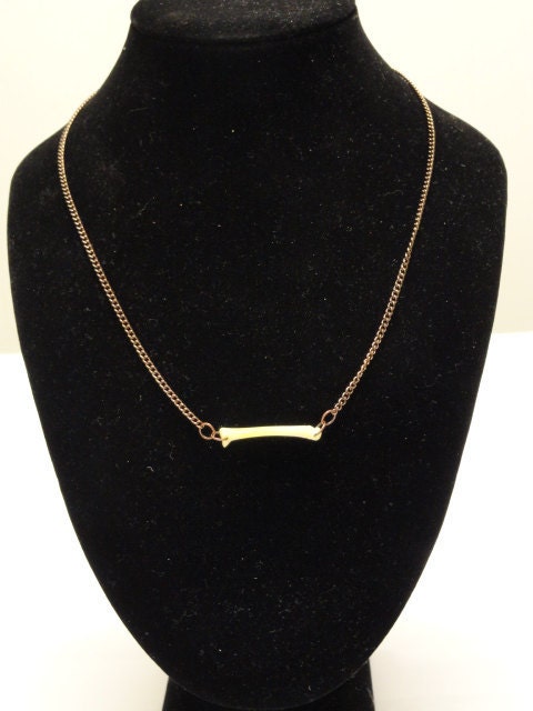 Muskrat Bone Single Necklace Bronze Chain