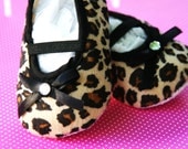 Leopard Baby Booties / Crib Shoes