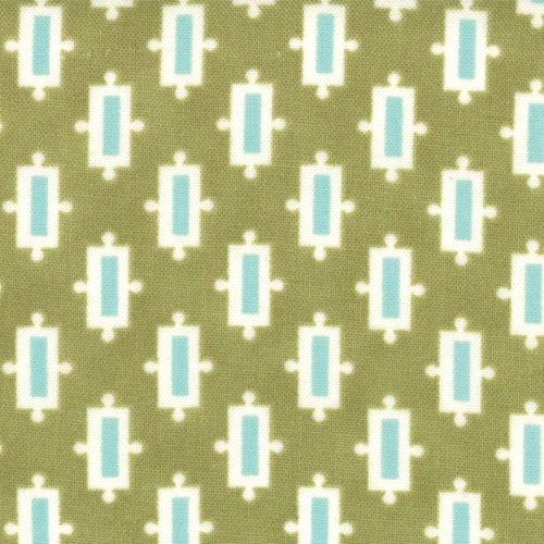 Vintage Modern by Bonnie and Camille for Moda - Snickerdoodle in Pear - Fat Quarter