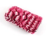 Knitted iPhone Cover. Handknit Phone Cozy with Cable in Pink Wine White Fleck Shade. Knitted iTouch Mp3 iPod Case Cosy