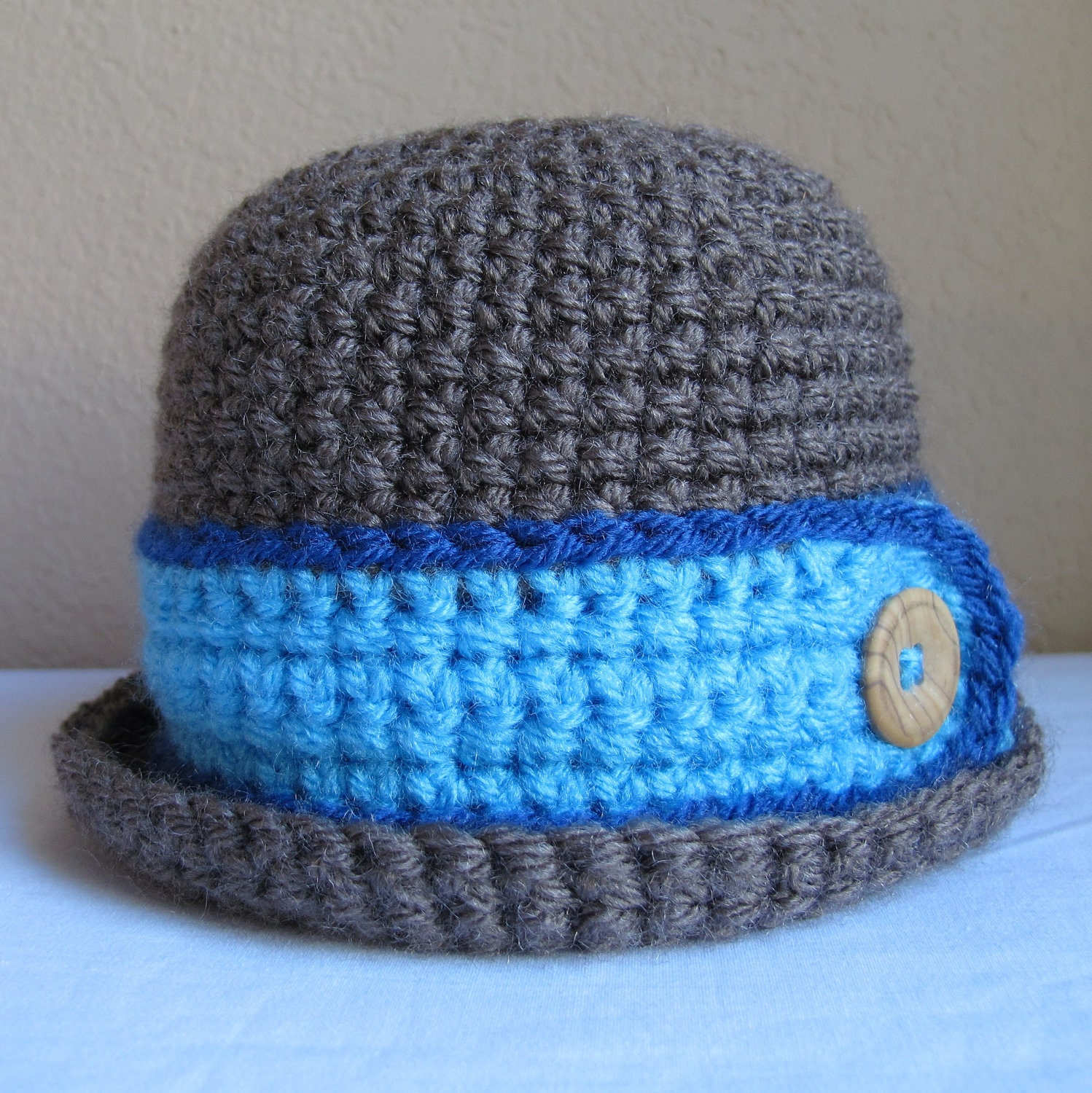 CROCHET PATTERN - Downtown Boy - a beanie/bucket hat with button in 8 sizes (Infant - Adult L) - Instant PDF Download