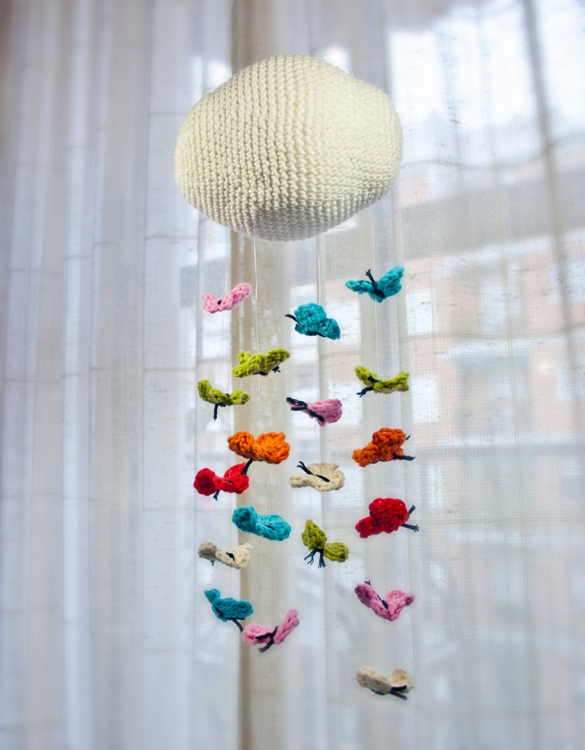 PDF Crochet Pattern Tutorial PHOTOTUTORIAL & Mobile - Butterfly Mobile - Permissão para vender itens acabados