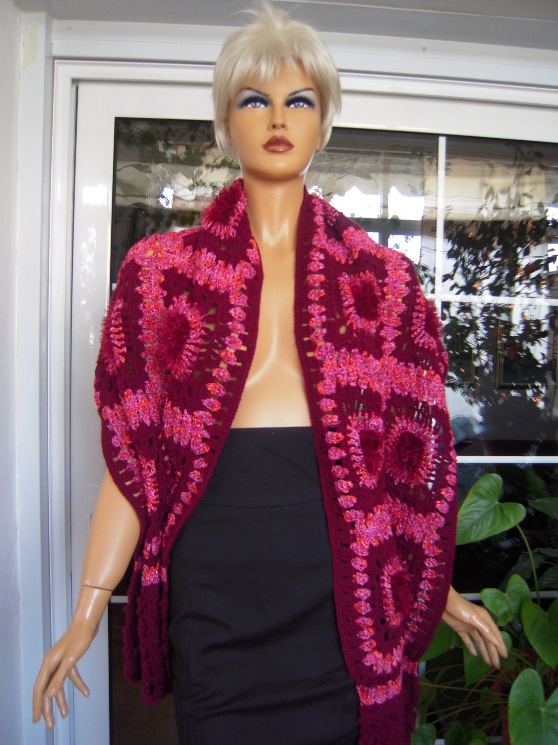 handmade crochet granny square large shawl/wrap/scarf in burgundy and dark pink OOAK by Golden Yarn