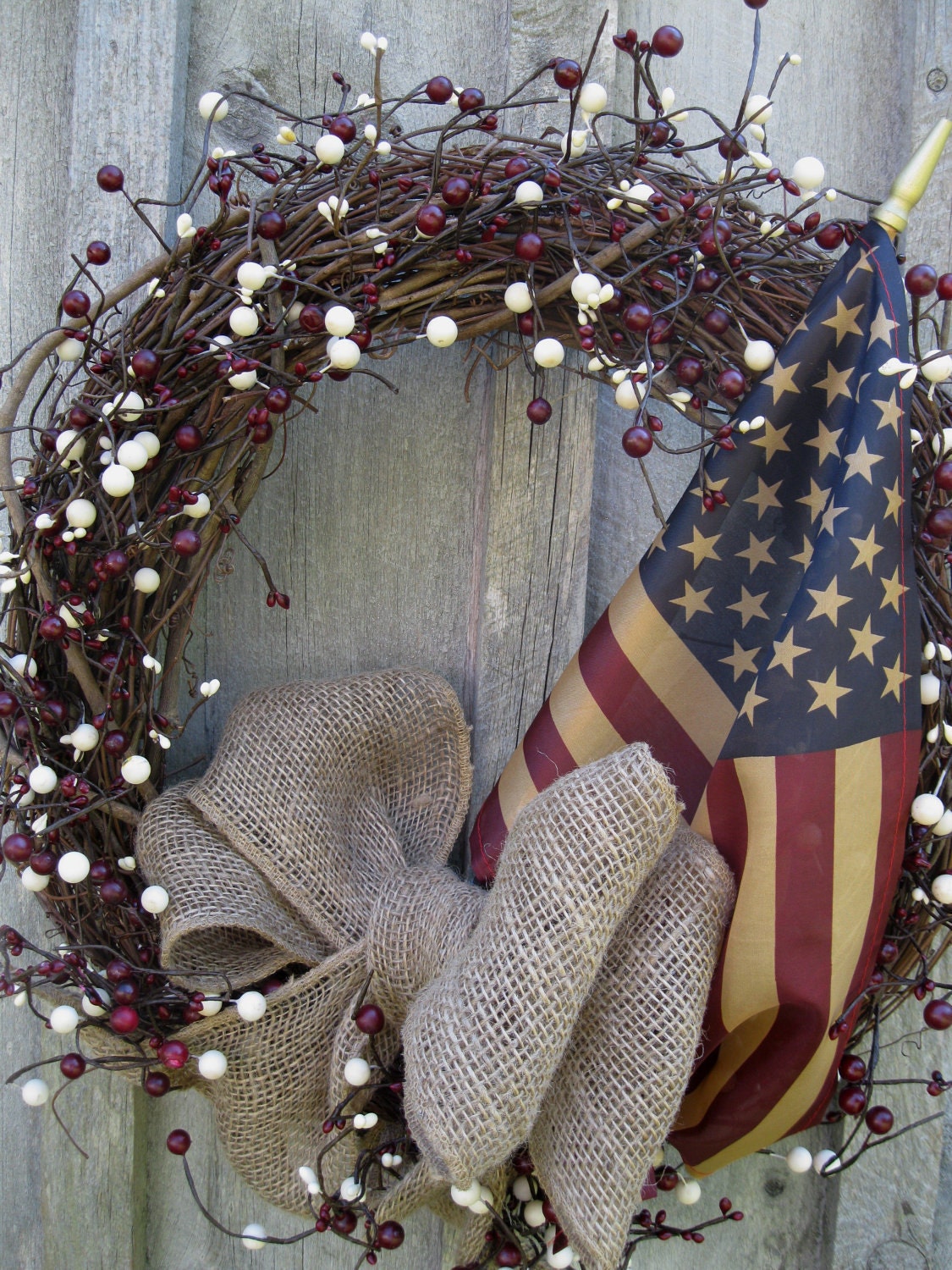 Americana Wreath, Patriotic Wreath, Burlap Bow. Rustic, Berries,Tea Stained Flag