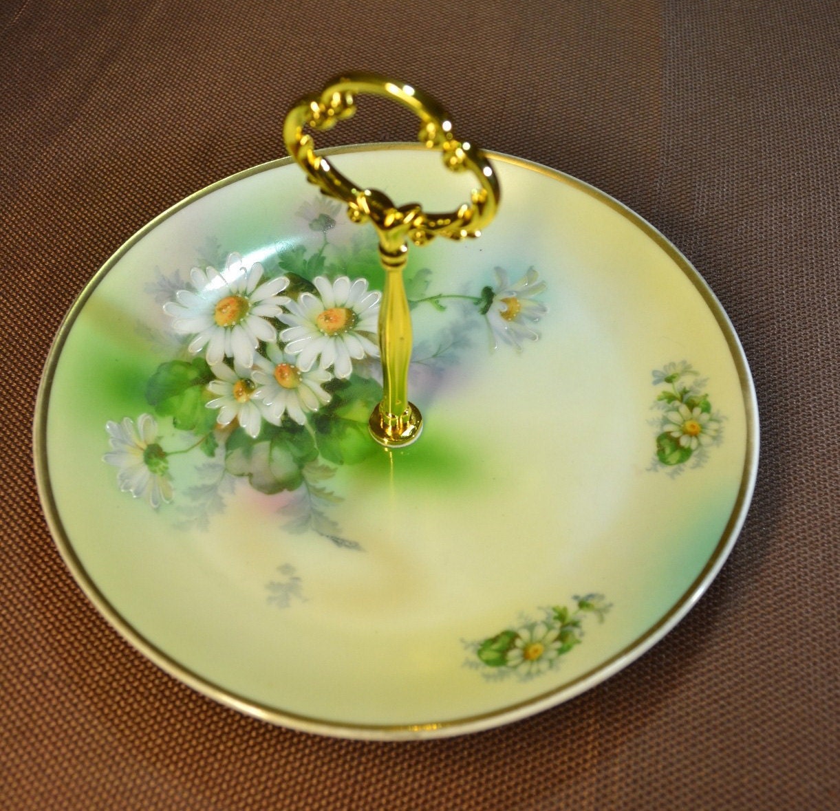 Cakestand 1 Tier Daisies Vintage China Tea Stand for Weddings, Tea Parties, Displays, Showers, Jewelry Stand FREE shipping
