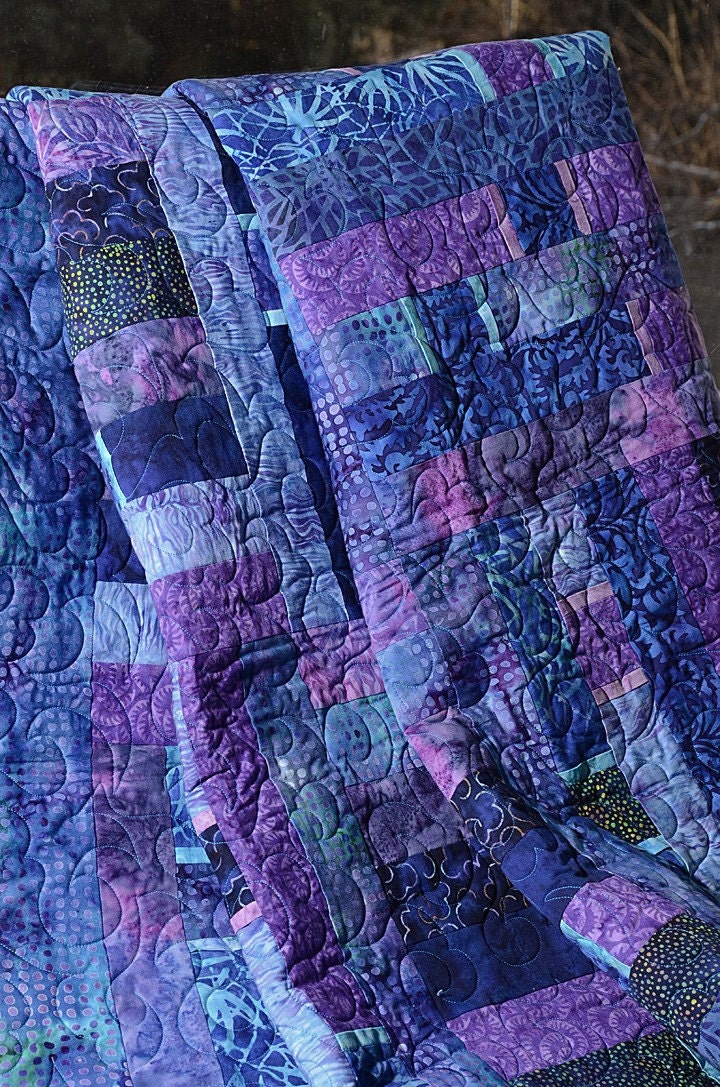 APRIL Lap Quilt