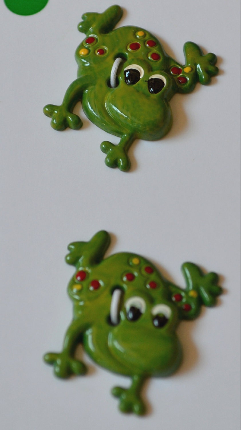 Frog Buttons