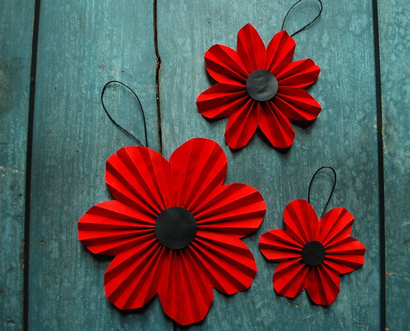 red posies