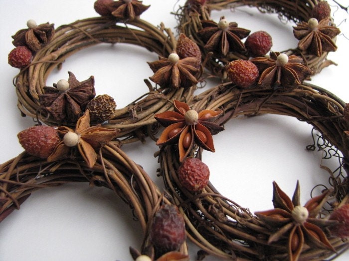 Reserved for Elisa - Natural Candle Wreaths decorated with dried spices - home and living - candle rings - candle holders