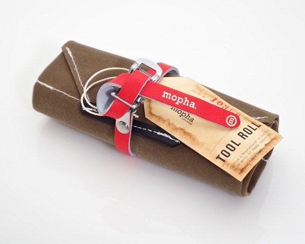 The Mopha Tool Roll with Red Toe Strap