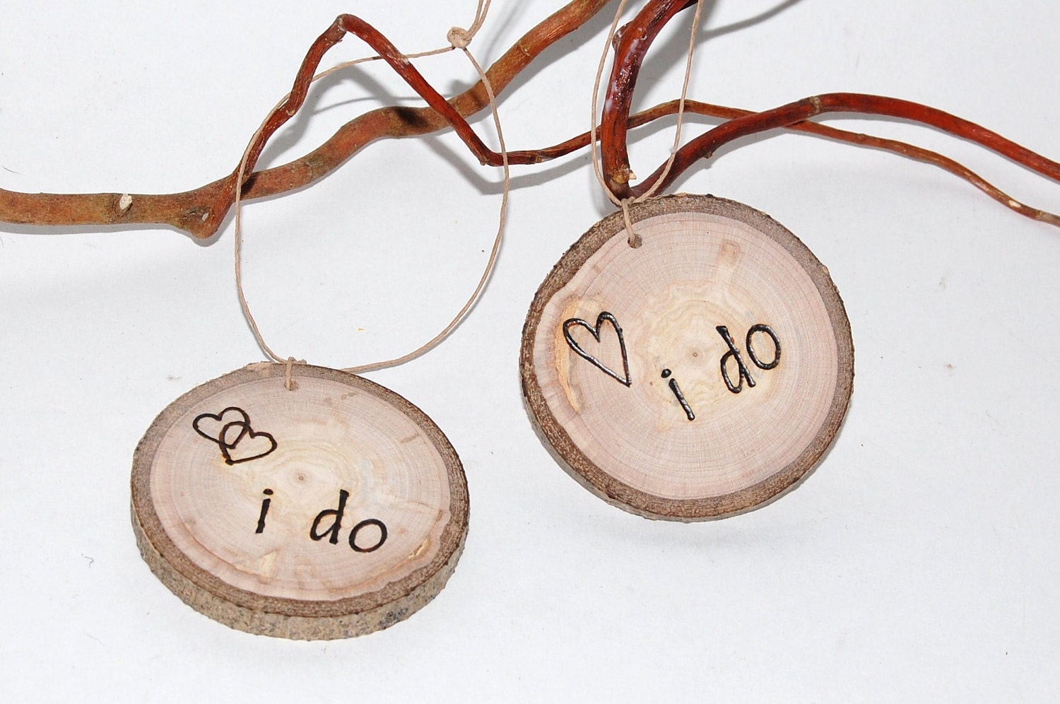 Wood Wedding Favors, Tree Slice, Wedding Heart "I DO" Charms, Aspen Wood Keepsake, Bouquet Charm, Spring Summer Fall Winter