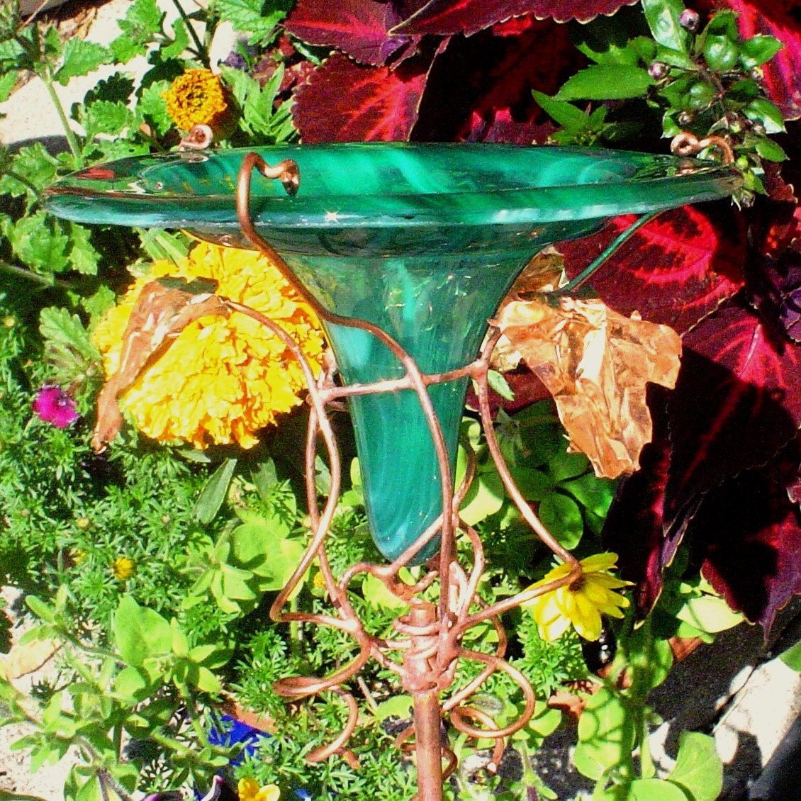 Home Decor, Outdoor, HUMMINGBIRD FEEDER, stained glass, copper, Emerald Green