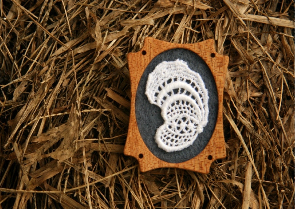 Vintage White Lace on Slate Grey Felt Wooden Brooch, Felt and Mahogany Series