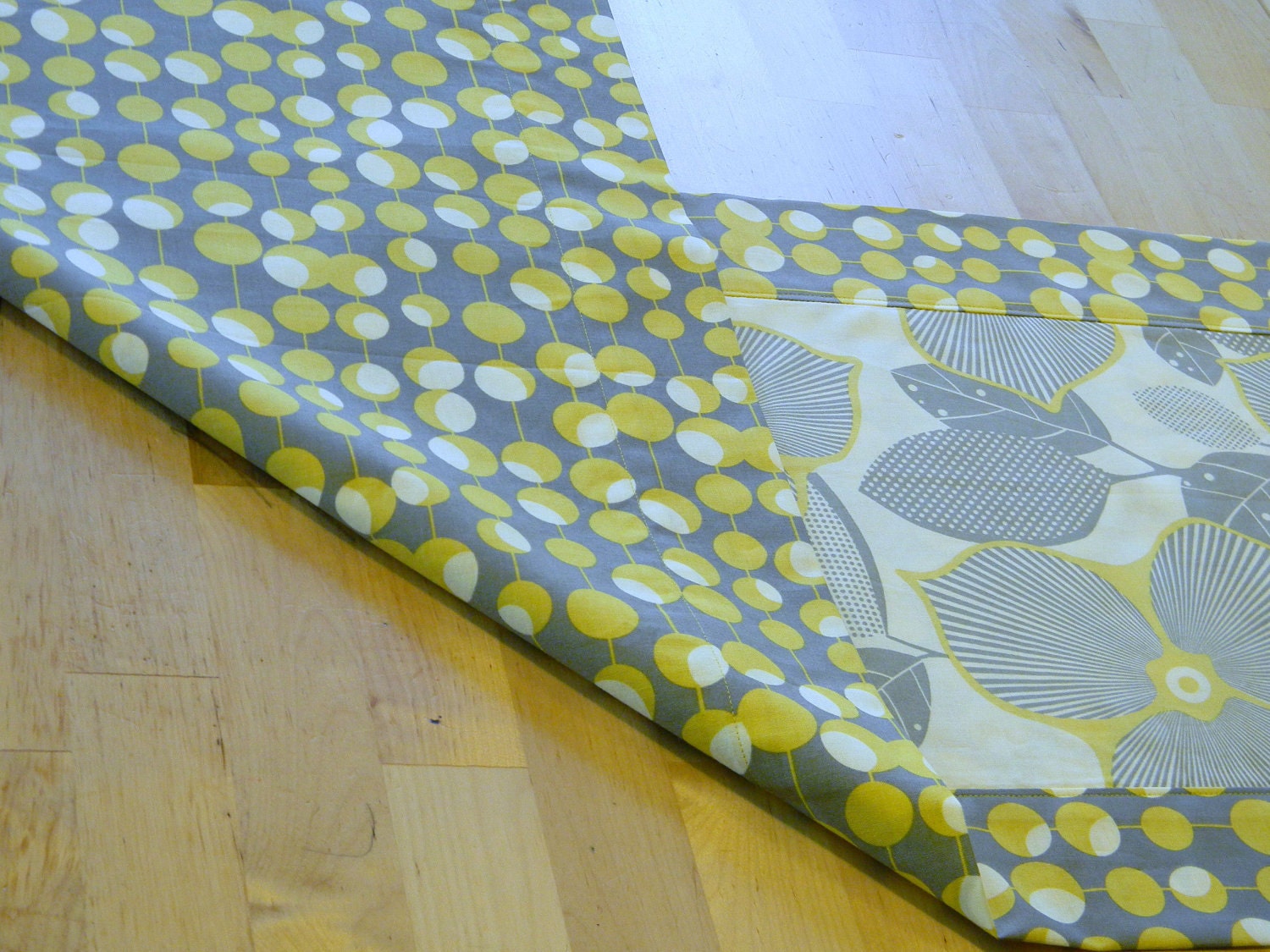 Midwest Modern Table Runner