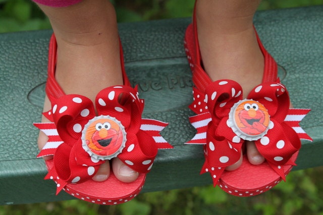 Bow Flip Flops -- Elmo inspired bow flip flops -- perfect for her birthday party