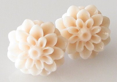 flower earrings, chrysanthemum earrings, bridesmaid gift earrings stud earrings post, soft pastels peach dahlia earrings
