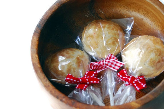 Apple Pie Pops (12), unique wedding favor, rustic with hometown charm, 4th of July