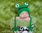 Little Frog Hat  crochet Baby Newborn Photography Prop Sizes Newborn, 0-3 months, 3-6 months