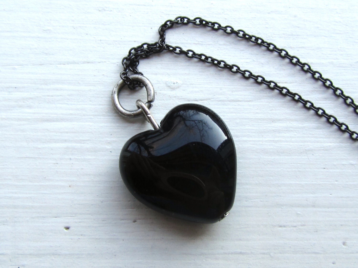Anti Valentine : Black Heart Necklace, Vintage Glass Heart Jewelry, Valentines Day Jewelry