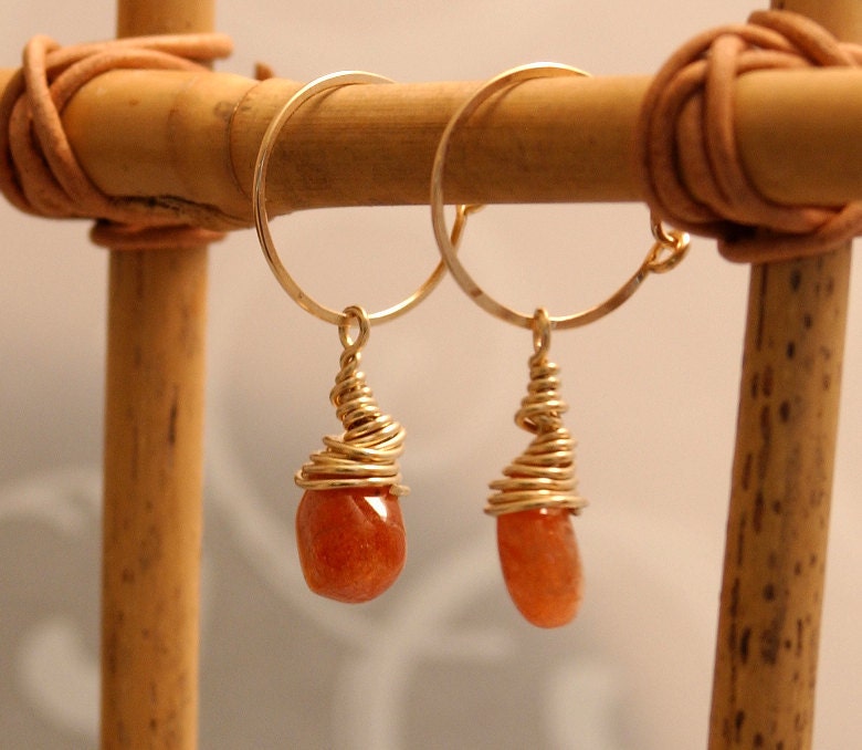Sunstone Earring Dange Gold Hammered Hoop Briolette Orange Sparkle