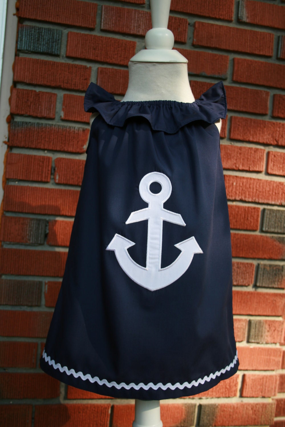 Sweet little Girl's Anchor Dress. Size 5