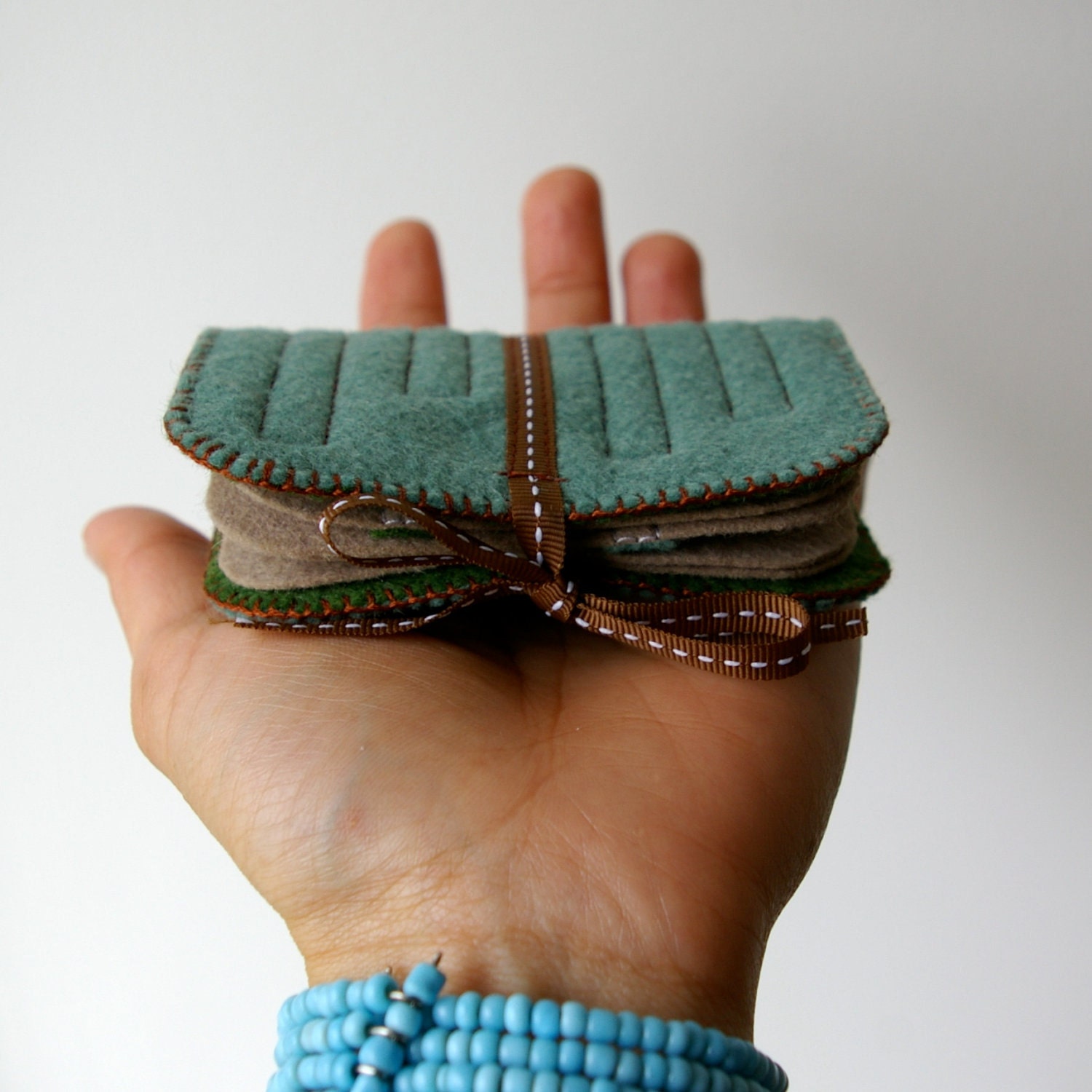 Wool Felt Needle Book // Tree Hugger // LoftFullOfGoodies