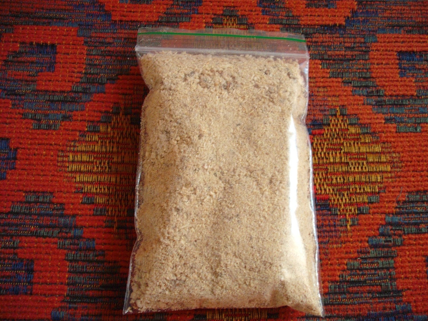 Holly Wood Powder