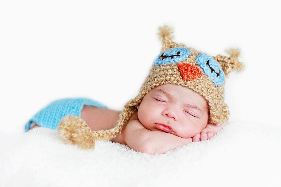 Newborn Owl Hat Photography Prop earflap baby beanie Oatmeal w Sleepy eyes. Sizes nb, 1-3mos, 3-6mos, 6-12mos.  More eye colors available.