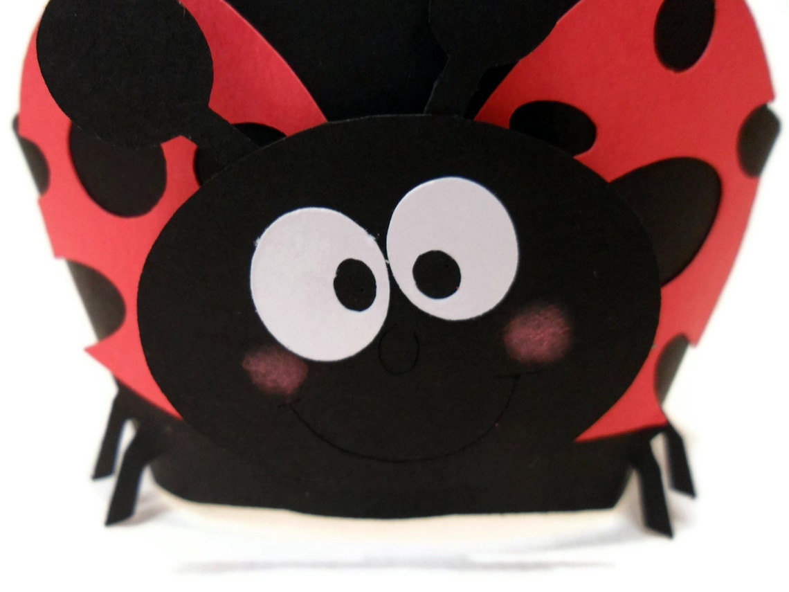 Cupcake Wrappers Ladybug - set of 12 Il_570xn
