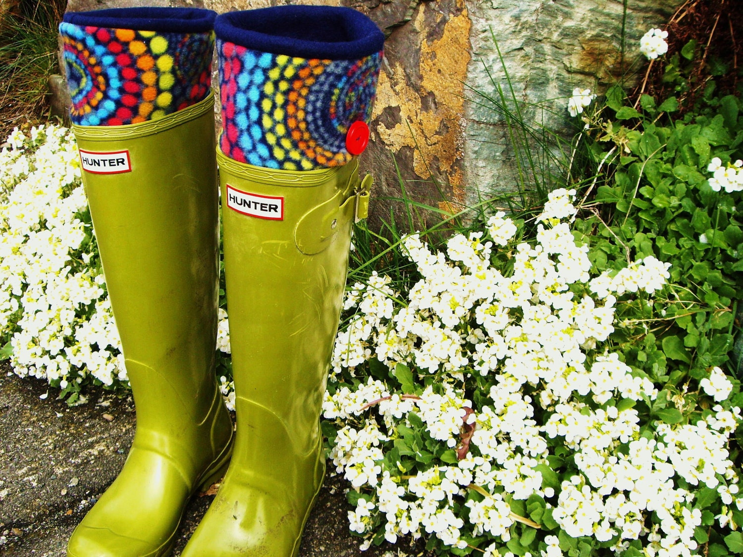 SLUGS Fleece Rain Boot Liners Navy In Neon Rainbow Geometric Cuff, Spring Fashion, Welly Warmers, Gardening Style (Med/Lg 9-11 Boot)
