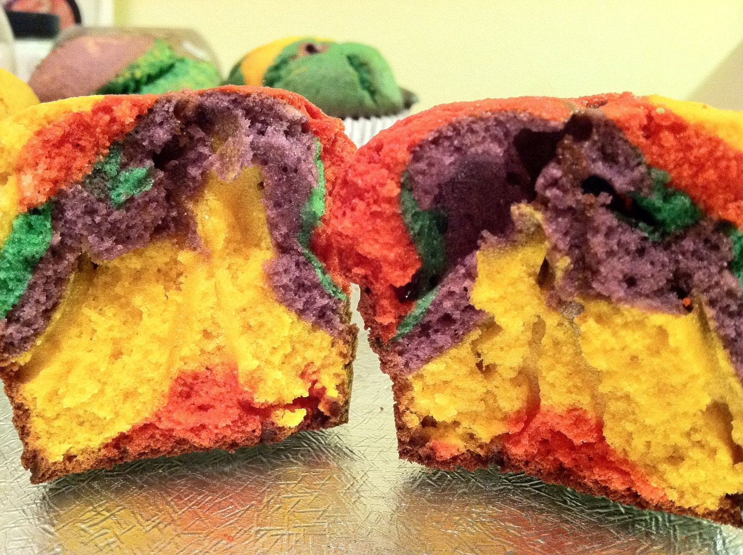 Organic and Gluten-Free Pupcakes for dogs (apple flavor) 4 Large rainbow pupcakes