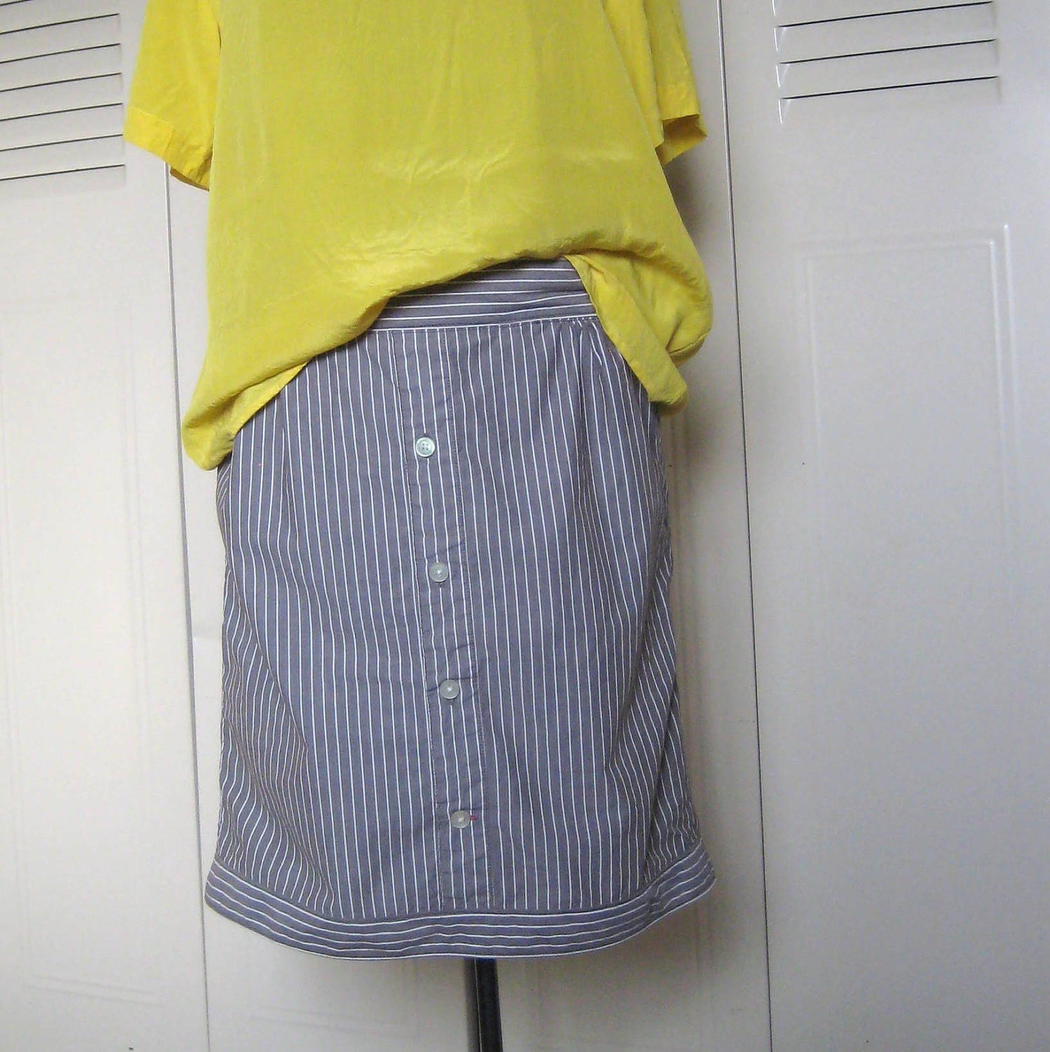 Women's gray, pin-striped skirt, size small (upcycled)