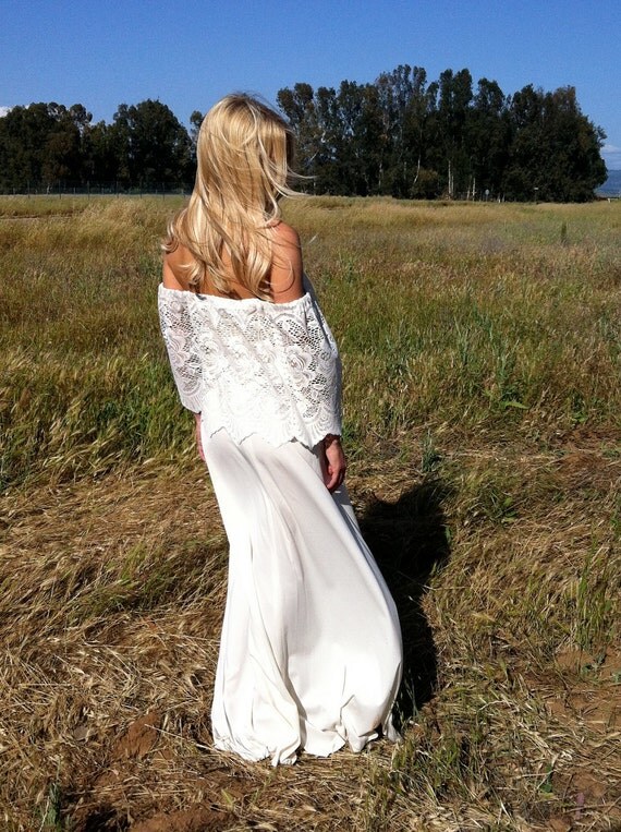 Off The Shoulder Vintage Wedding Dress - Rosie
