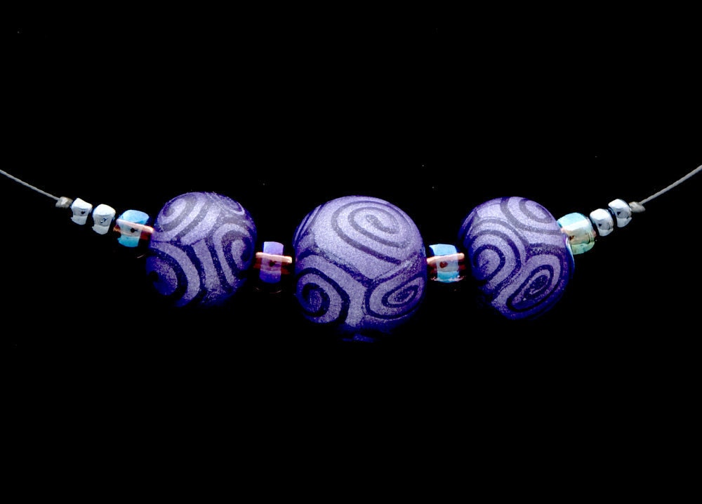 3-Bead Cable Necklace in Dark Metallic Plum