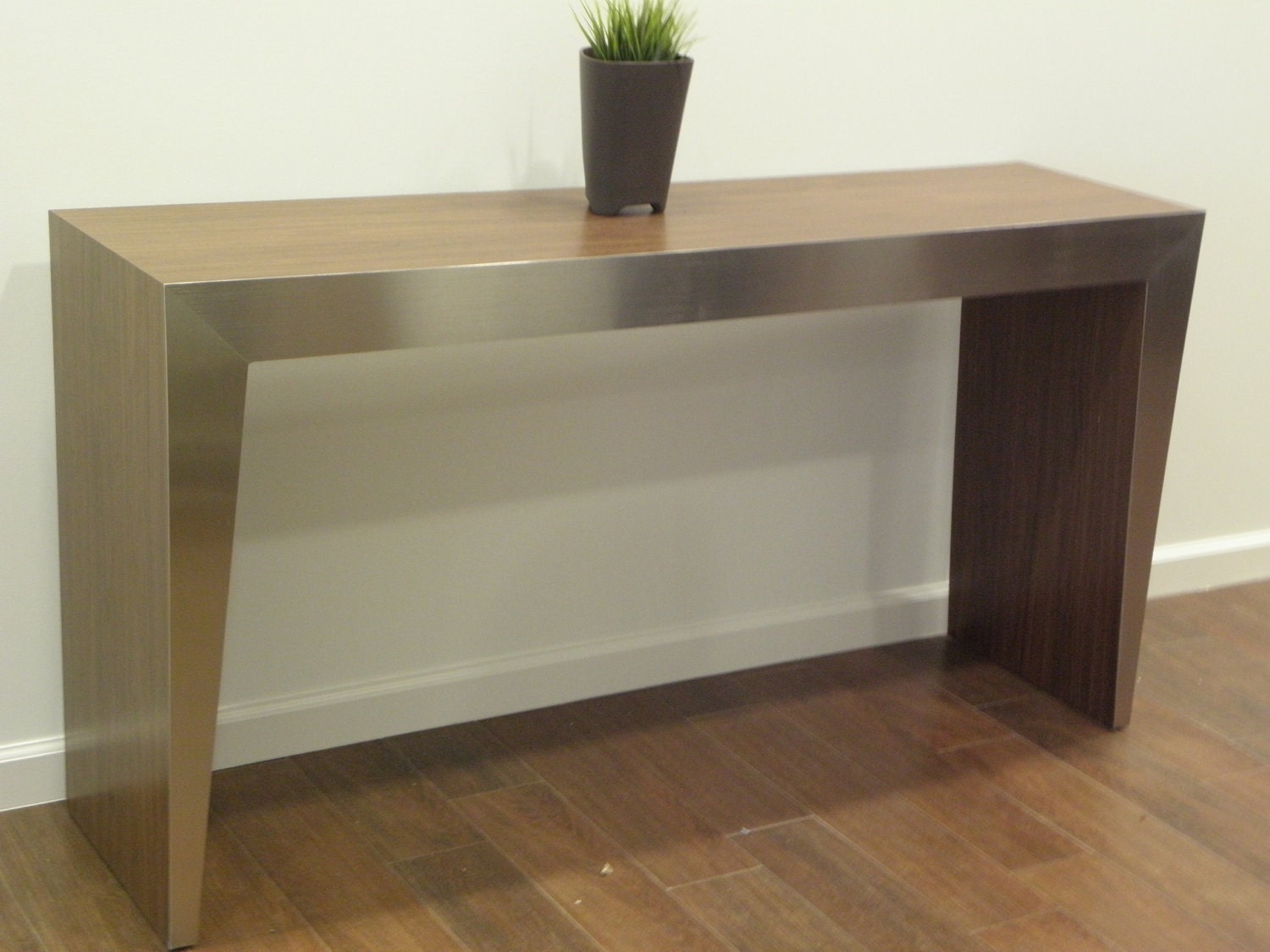 Modern Console Table Walnut Laminate Stainless Steel 60"x16"x30"  Return Desk