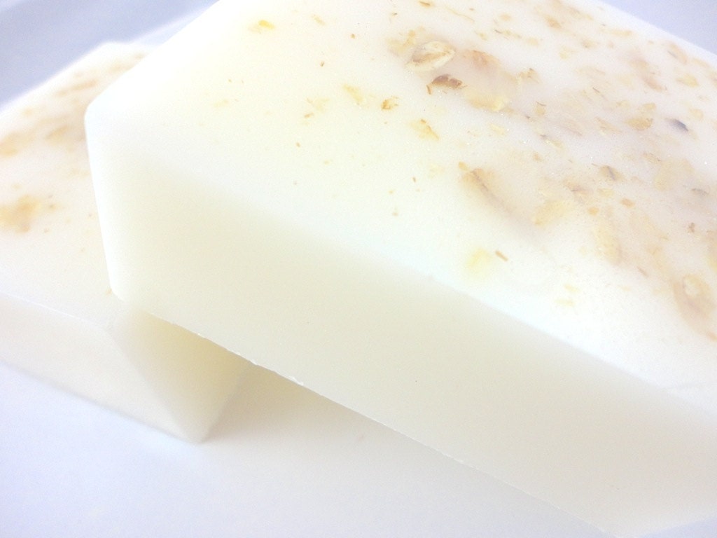 Oatmeal Milk and Honey Soap - Made With Natural Oats