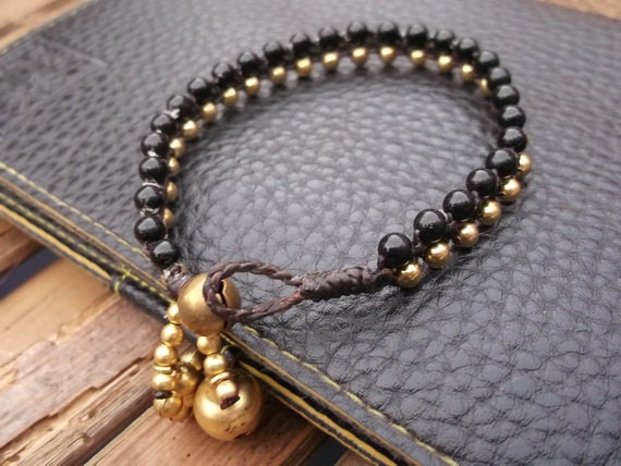 Black balls brass bracelet