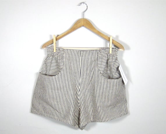 POCKET SHORTS/ high waisted handmade shorts, elastic waist, pockets, striped, organic cotton, hemp, navy blue, indigo, off white, pinstripe
