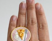 Kawaii Cute Japanese Ring - Apple Pie with Whip Cream