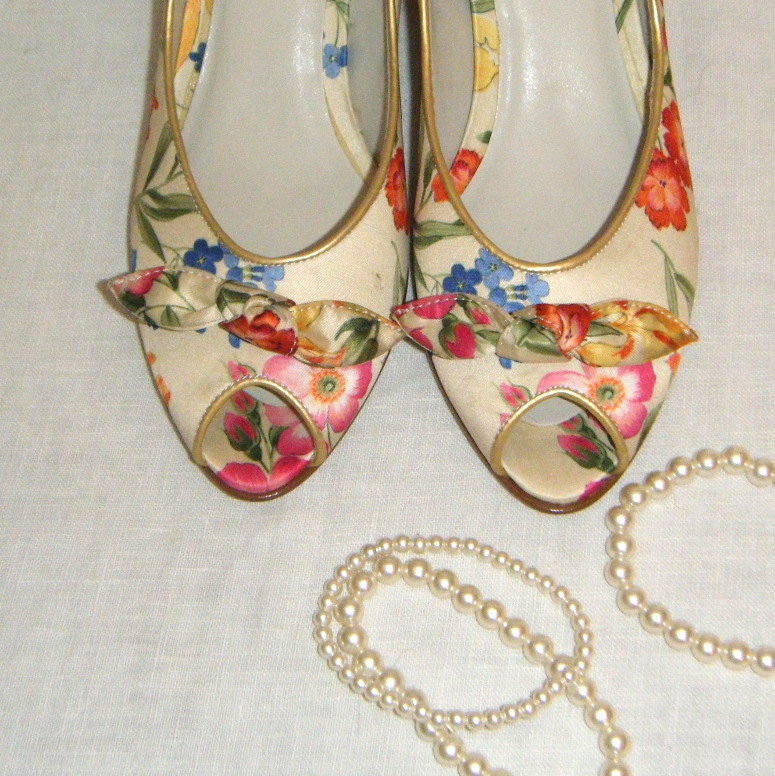 Vintage Floral Satin Open Toed Garden Party Shoes Wedding Spring fashion Gift for Her Party in the Grass