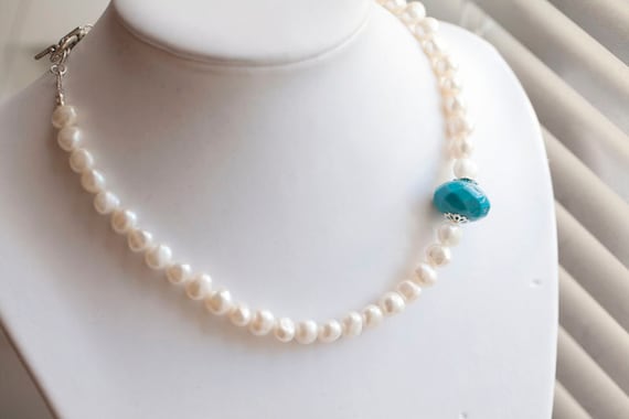 White Freshwater Pearl Necklace with Teal accent . Bali silver toggle clasp . Spring . Mother's day . Bridal