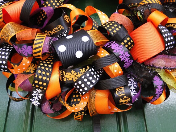 Made to order Halloween wreath with wooden letters