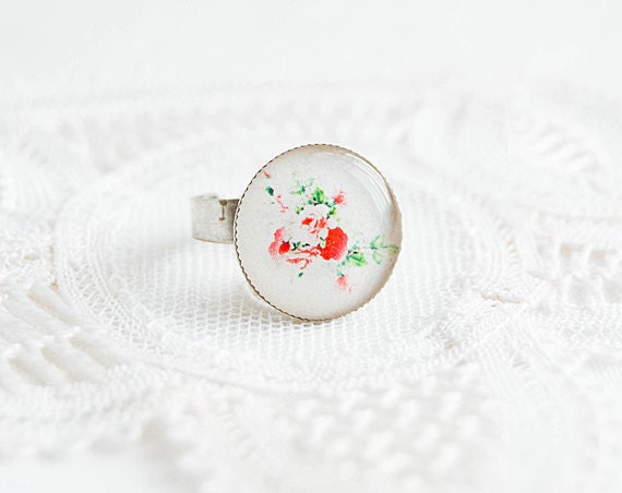 White ring roses flowers - Floral ring