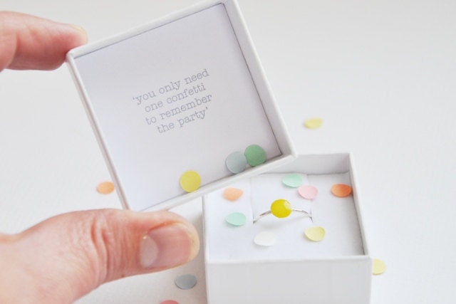 Confetti ring 'you only need one confetti to remember the party...' sterling silver