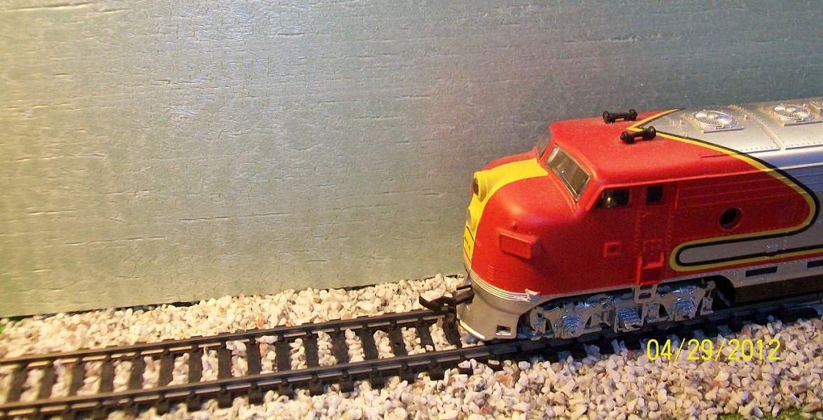 Track Ballast / Small Stones for Model Railroad  HO Gauge Layouts