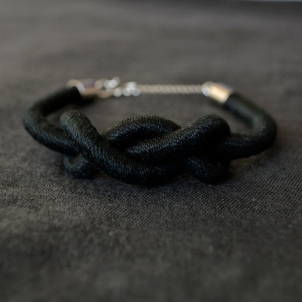 nautical rope bracelet // SHAKTI // black