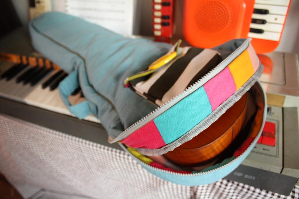 Blue Sky -- Blue Denim Ukulele Bag (Concert size)